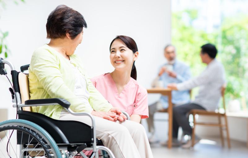 長岡京市の老人ホーム厳選7選!選び方のポイントから費用相場まで解説