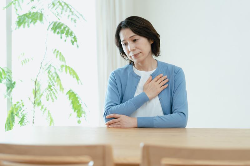 親を老人ホーム・施設に入れるときの罪悪感の解消方法と考え方