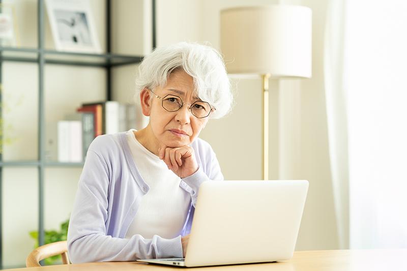 認知症の「実行機能障害」とは?料理や買い物の段取りができない原因と支援方法