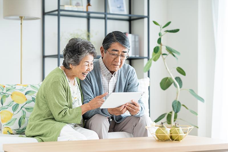 【介護休業給付金】とは?受給条件や計算方法の「仕組み」と申請手続きの基本