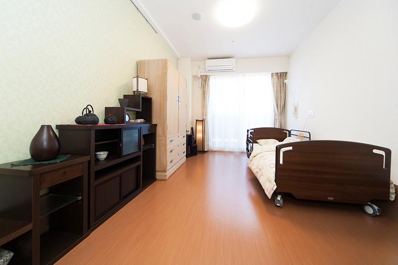 老人ホームの家具・家電レンタルは得?料金相場・レンタルできる物・注意点