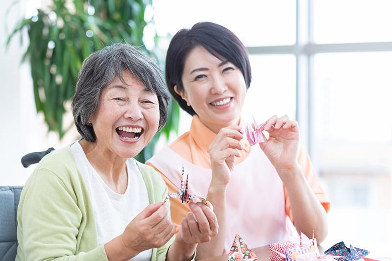 老人ホームのレクリエーション費(行事費)はいくら?内訳・任意/必須・確認ポイント